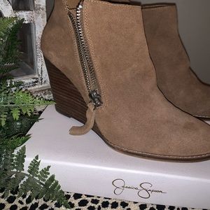 Jessica Simpson Carnivela Women’s Wedge Booties